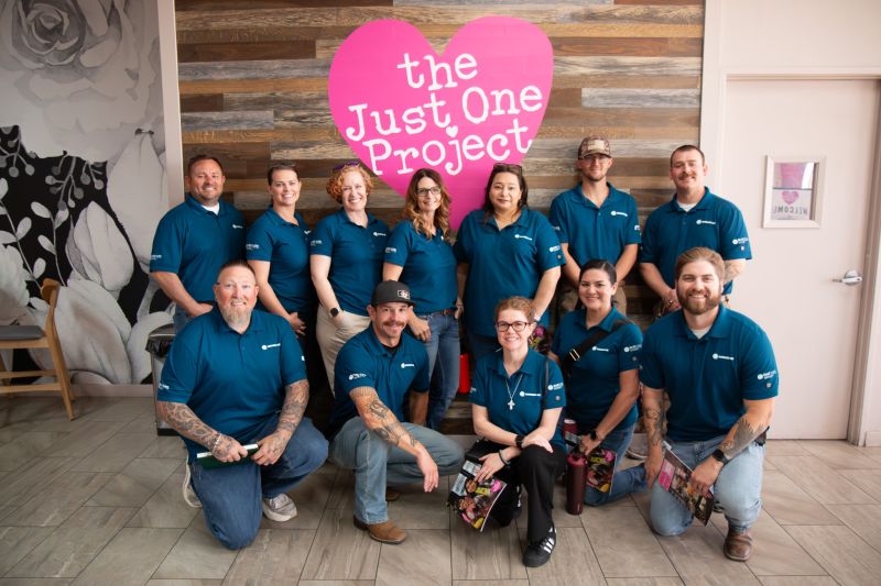 Southwest Gas employees volunteering with The Just One Project at its Las Vegas community resource center